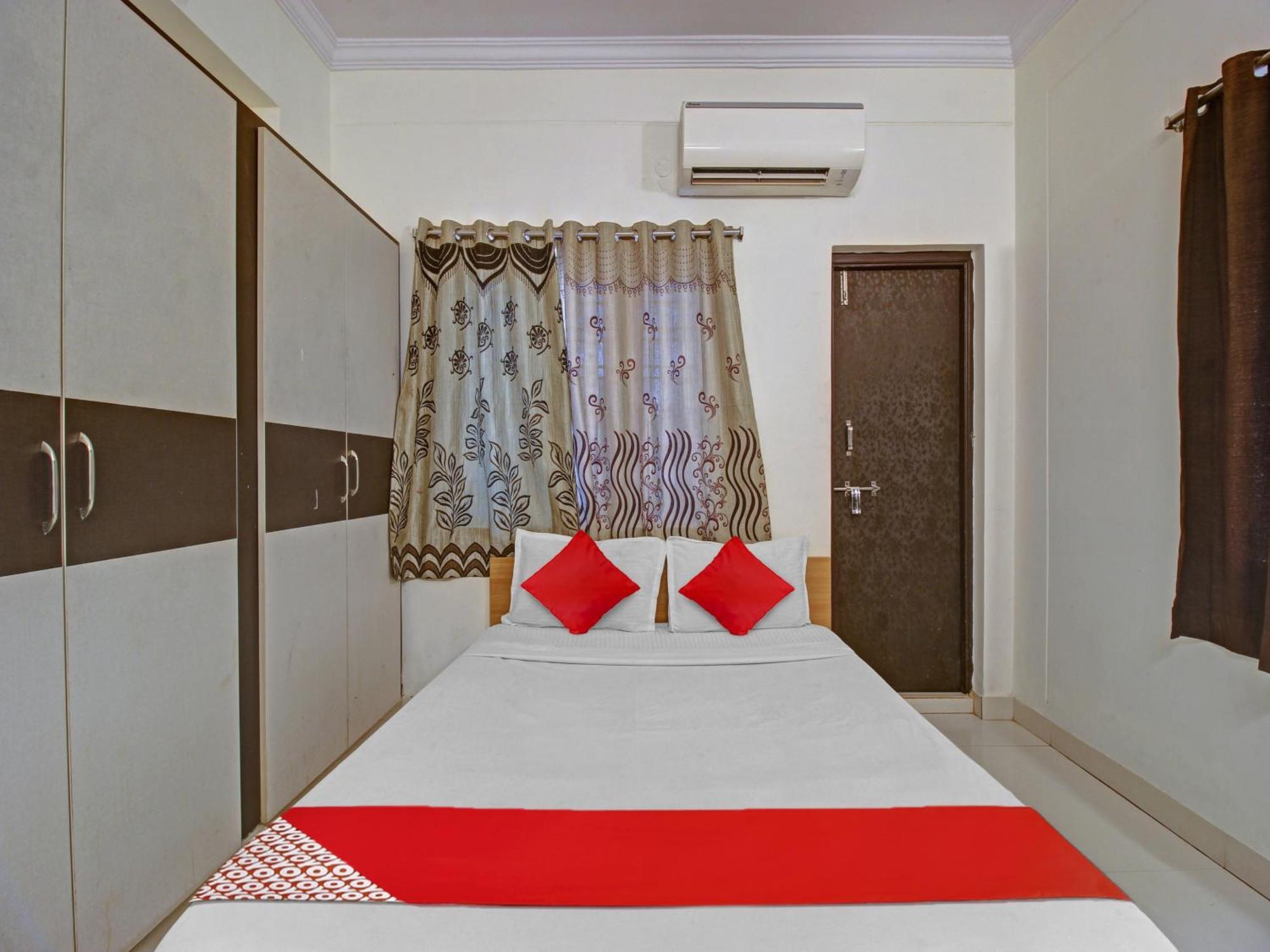 Hotel O Svr Silver Key Lingampalli Экстерьер фото